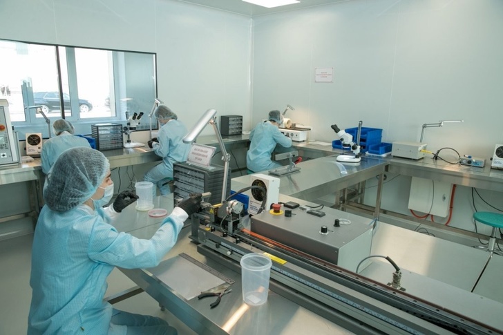 В Грозном состоялось открытие завода по производству изделий медицинского назначения